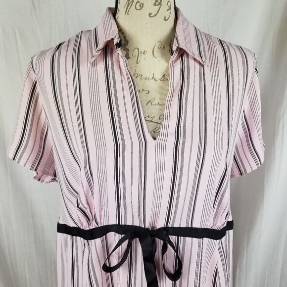 Motherhood Maternity Pink & Brown Collared Blouse Size 1X - Picture 3 of 8